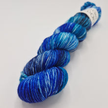 Load image into Gallery viewer, Bali - 100% Merino Worsted