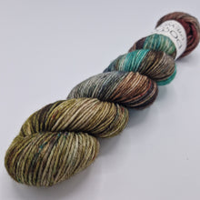 Load image into Gallery viewer, Karma - 100% Merino Worsted