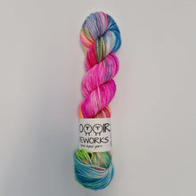 Load image into Gallery viewer, Unicorn farts - DK sock high twist