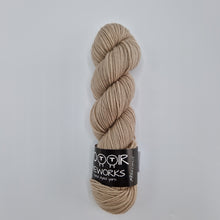 Load image into Gallery viewer, Almond - Highland Worsted