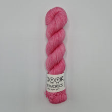 Load image into Gallery viewer, Candy pink - 100% Merino