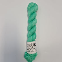 Load image into Gallery viewer, Spring mint - Tough Sock 50g