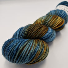 Load image into Gallery viewer, Timeless - DK sock high twist