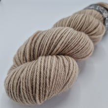 Load image into Gallery viewer, Almond - Highland Worsted