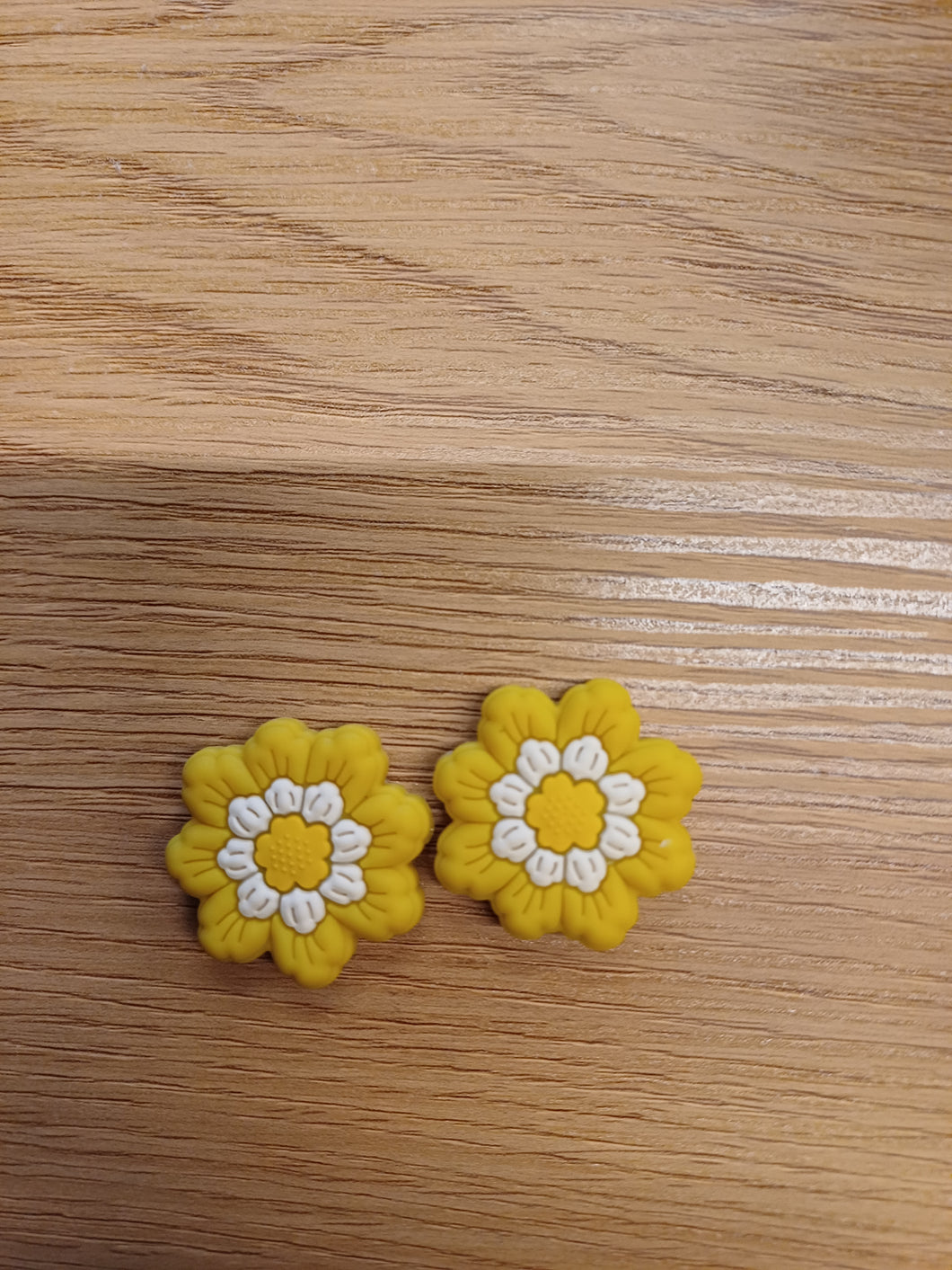 Lykkjustopparar - gult blóm