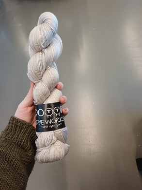 Almond - Merino silk lace