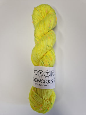 Glow - Neon Tweed DK