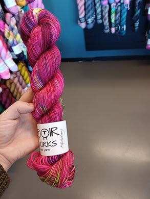 Holiday - Silver Sparkle DK 100g