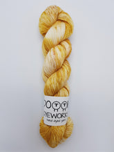 Load image into Gallery viewer, Honeydew - Single Ply